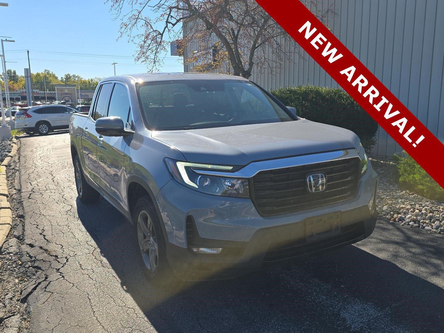 Sonic Gray Pearl 2023 Honda Ridgeline Pickup Truck All-Wheel Drive Automatic