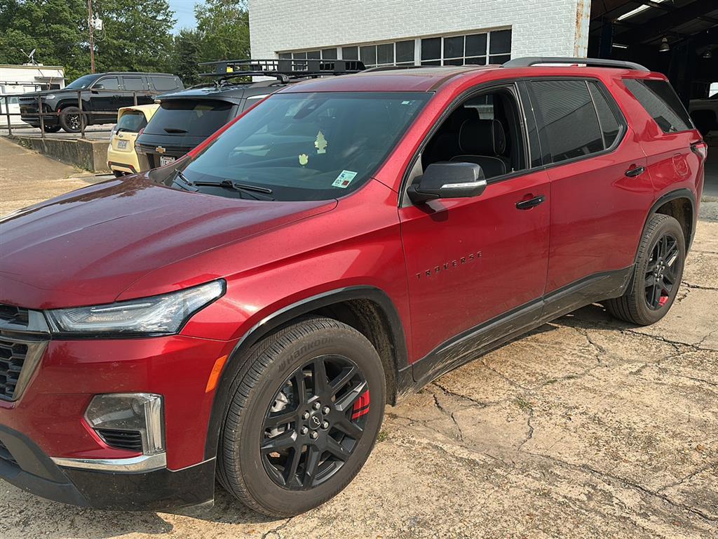 Cherry Red Tintcoat 2022 Chevrolet Traverse SUV / Crossover Front-Wheel Drive 9-Speed Automatic