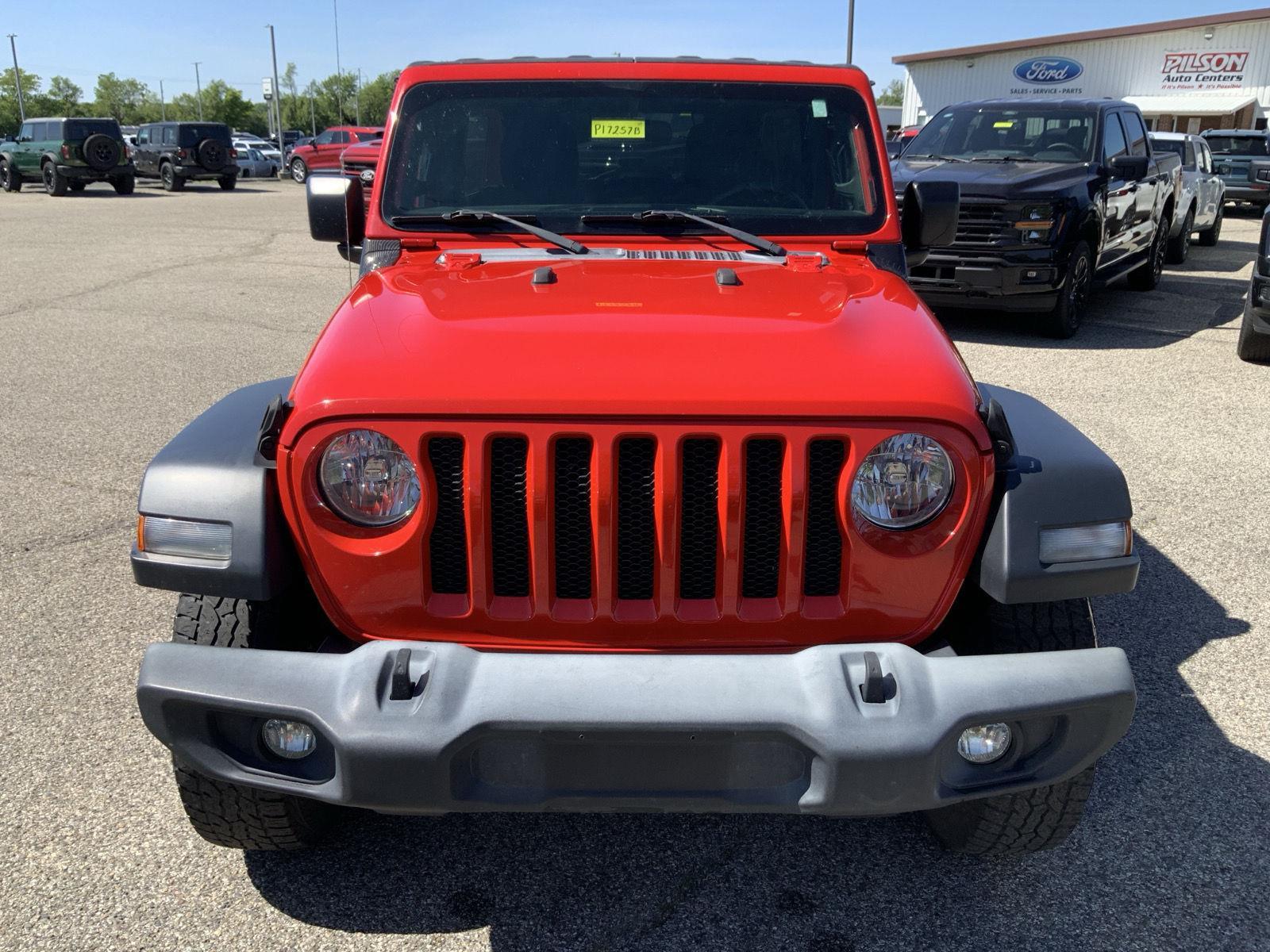 View vehicle photo 3
