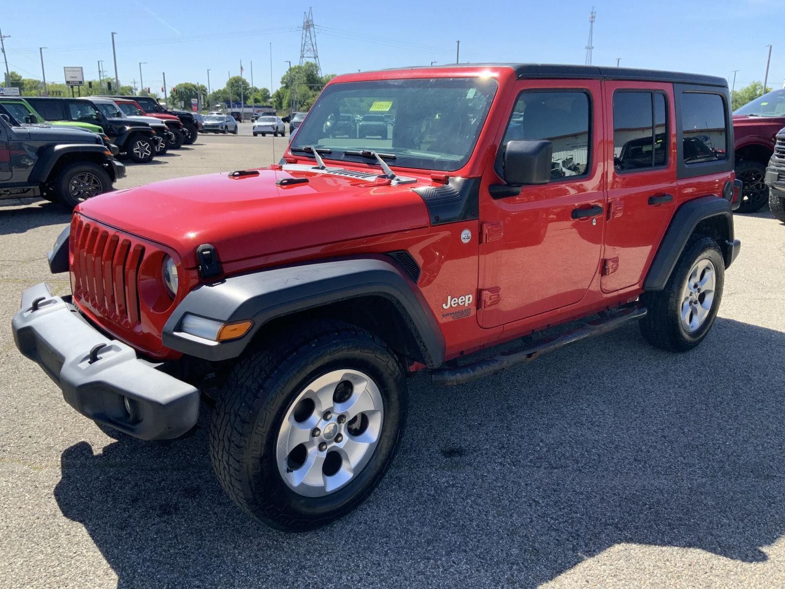 View vehicle photo 4