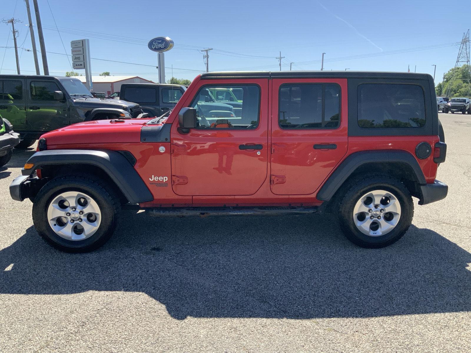 View vehicle photo 5