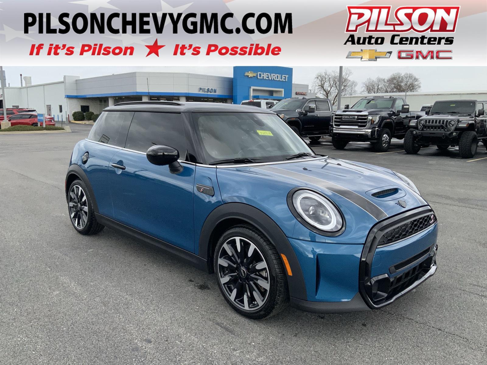 Island Blue Metallic 2024 MINI Cooper S 2-Door Hatchback FWD Hatchback Front-Wheel Drive 6-Speed Manual