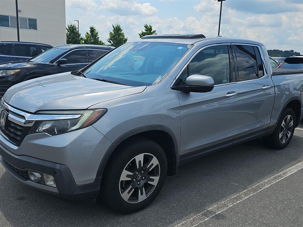 Lunar Silver Metallic 2019 Honda Ridgeline Pickup Truck All-Wheel Drive Automatic