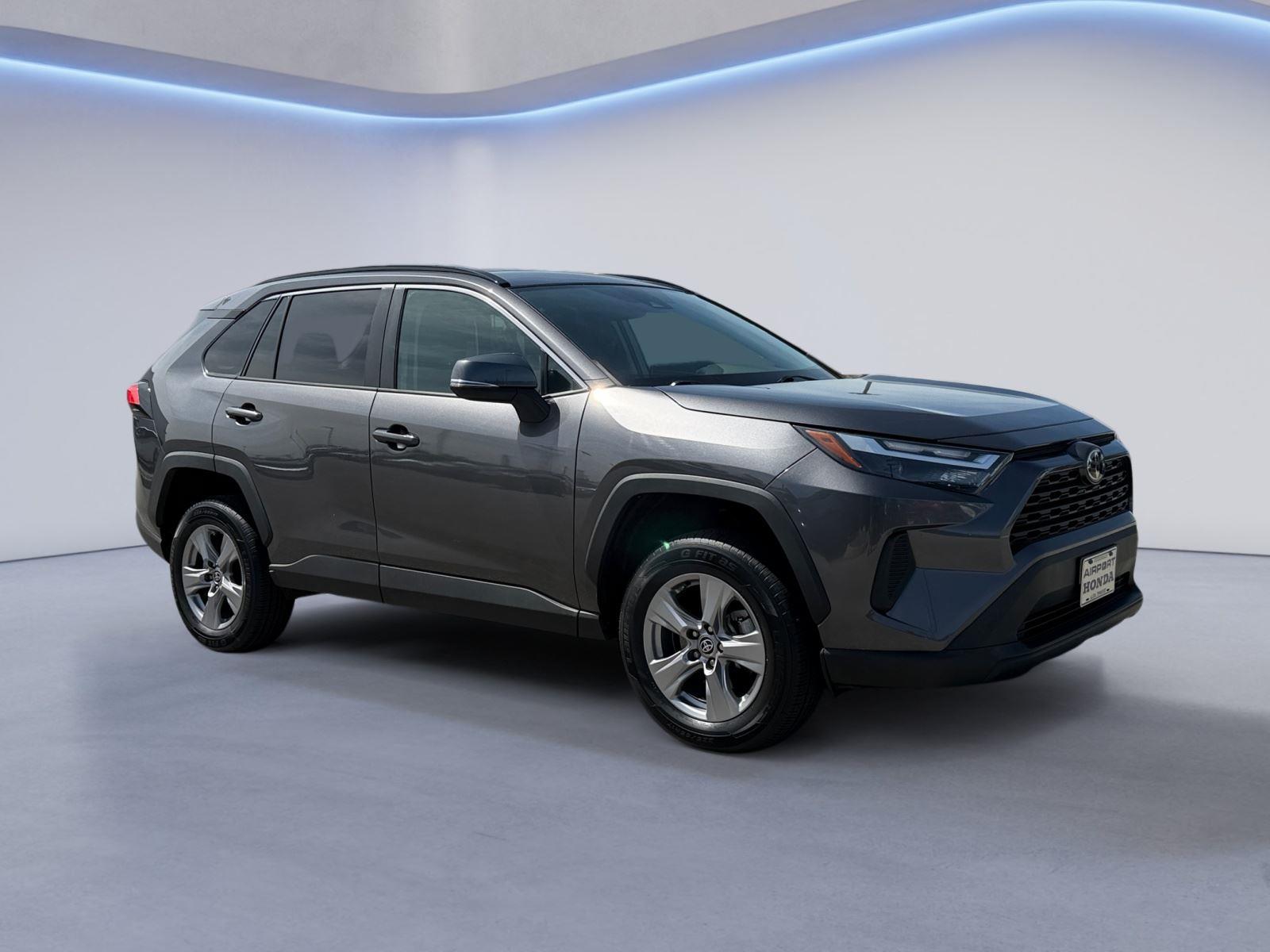 2022 Toyota RAV4 XLE FWD