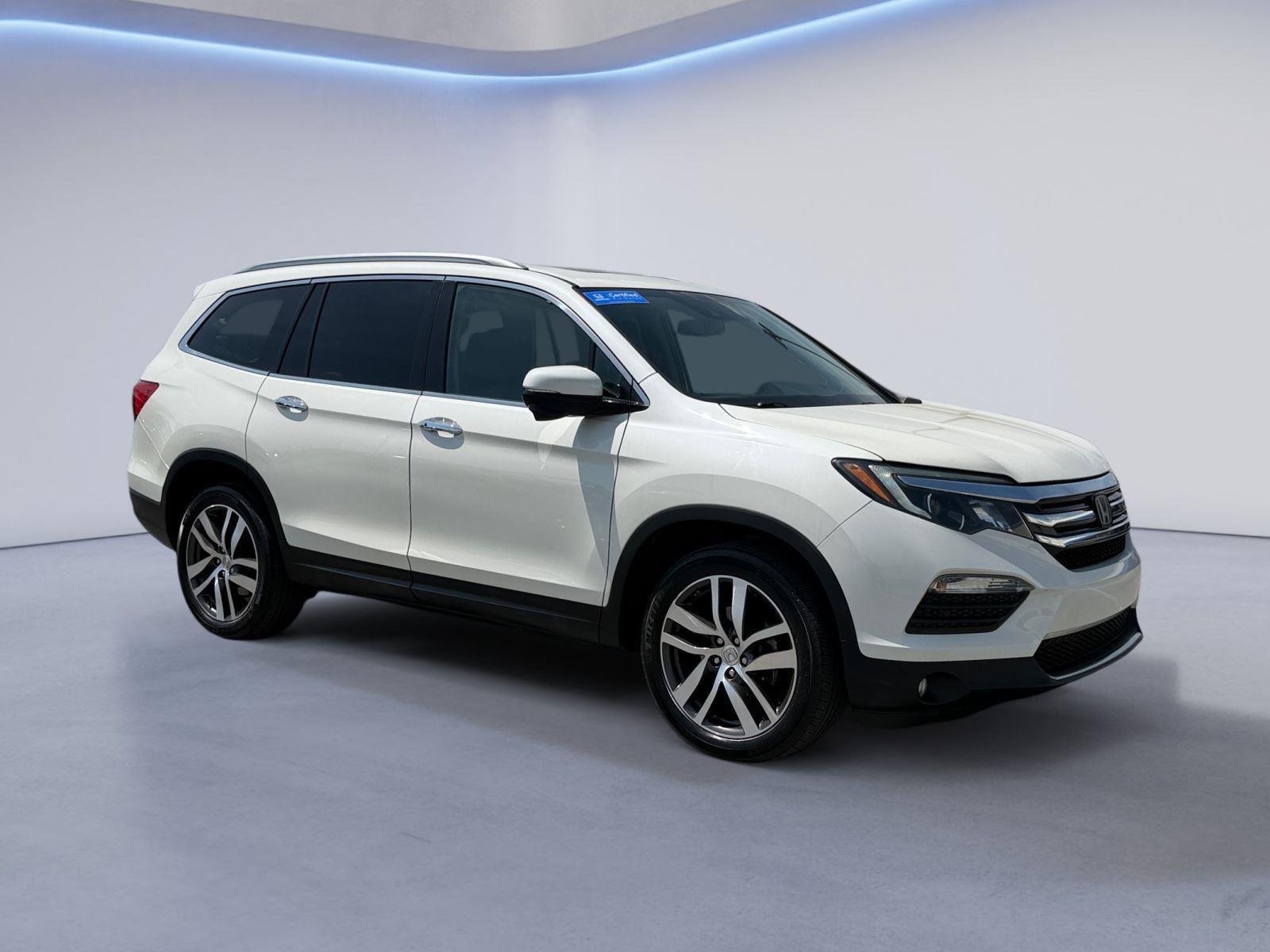 White Diamond Pearl 2018 Honda Pilot Touring AWD SUV / Crossover All-Wheel Drive Automatic