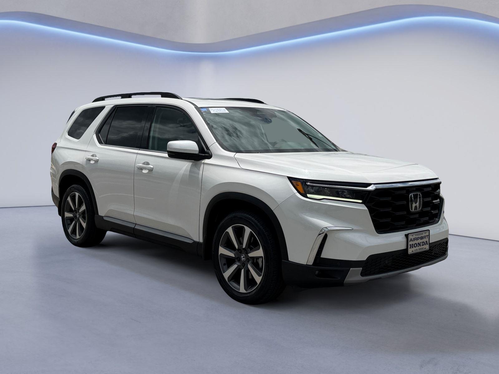 Platinum White Pearl 2025 Honda Pilot SUV / Crossover Front-Wheel Drive Automatic