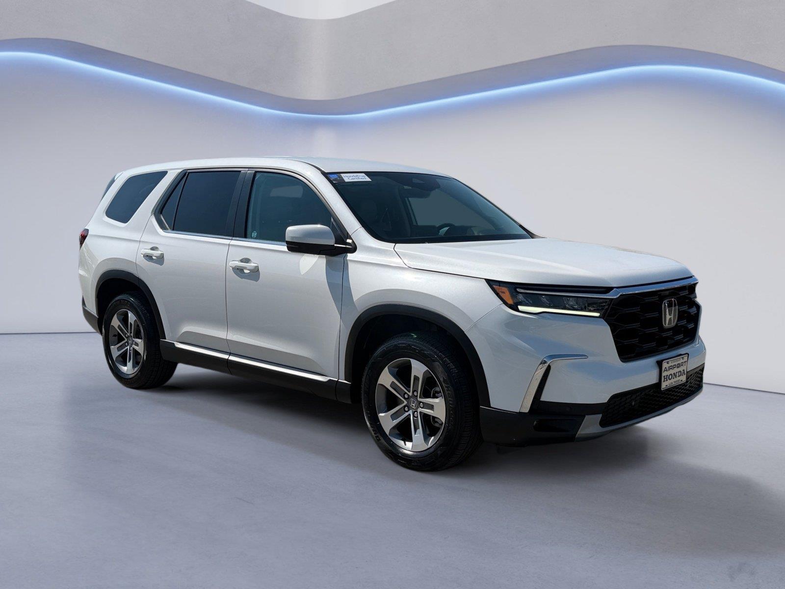 Platinum White Pearl 2025 Honda Pilot SUV / Crossover Front-Wheel Drive Automatic