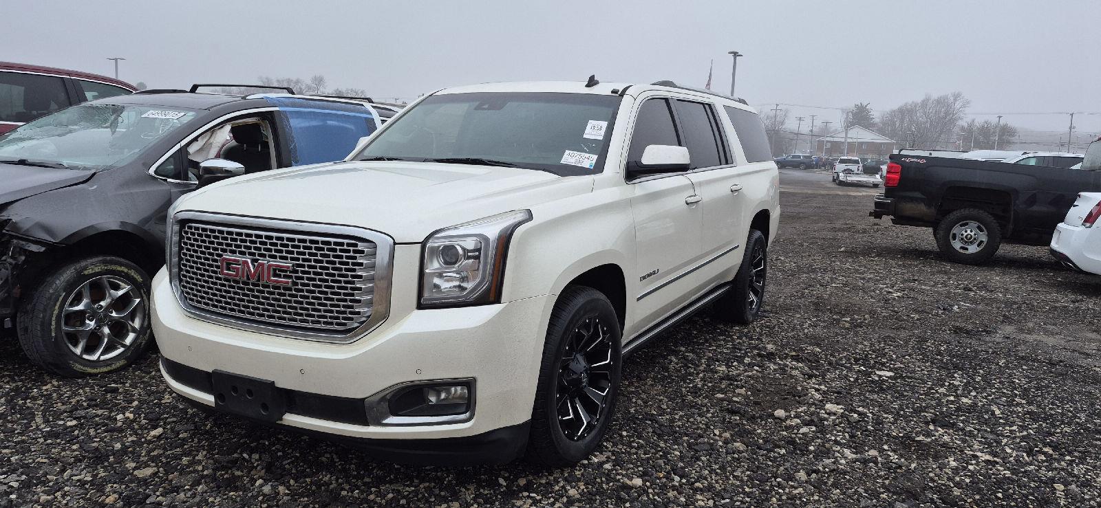 2015 GMC Yukon XL Denali RWD