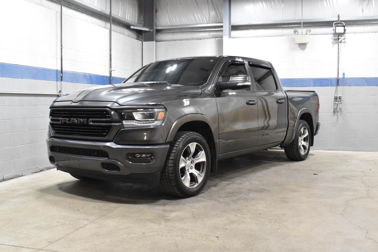 View vehicle photo 7