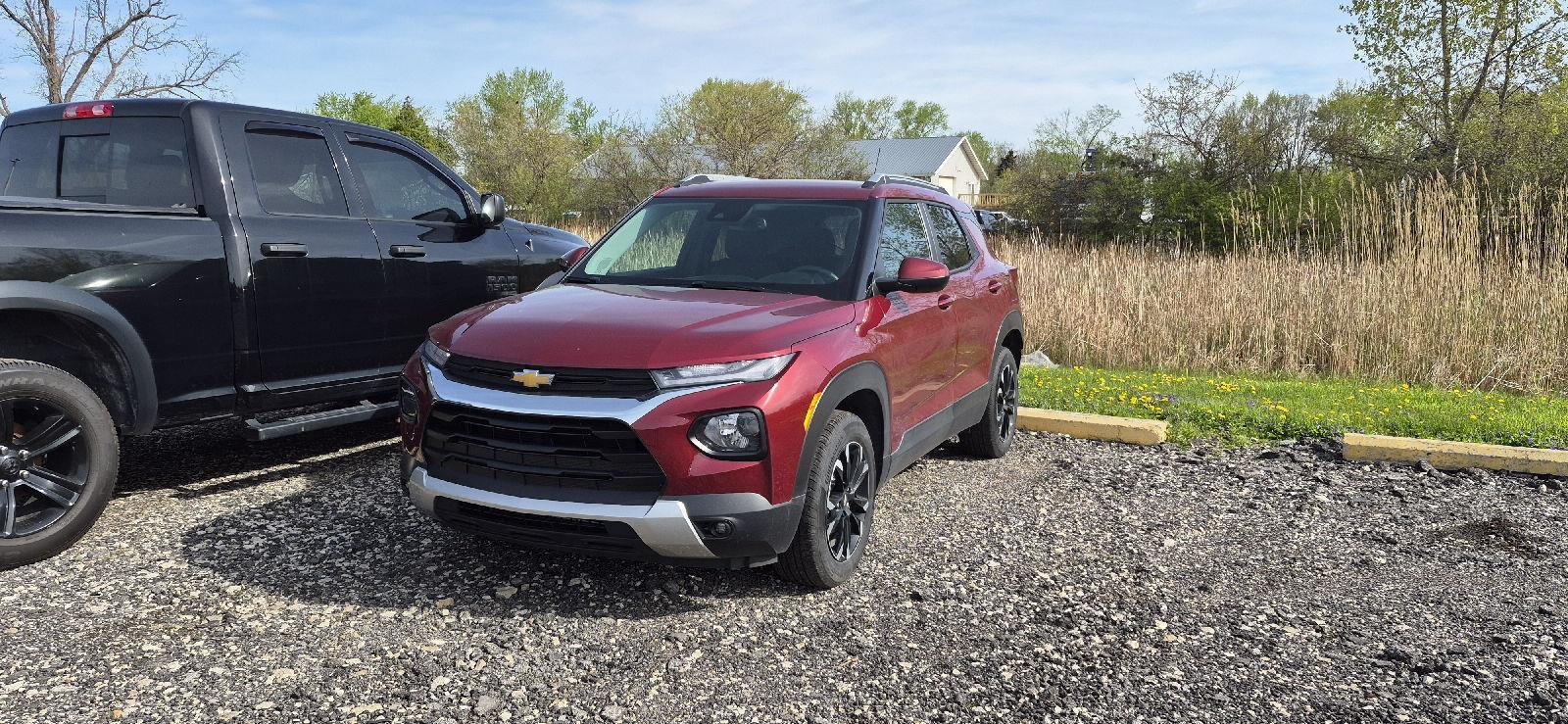 Red (Crimson Metallic) 2023 Chevrolet Trailblazer LT AWD SUV / Crossover Four-Wheel Drive 9-Speed Automatic
