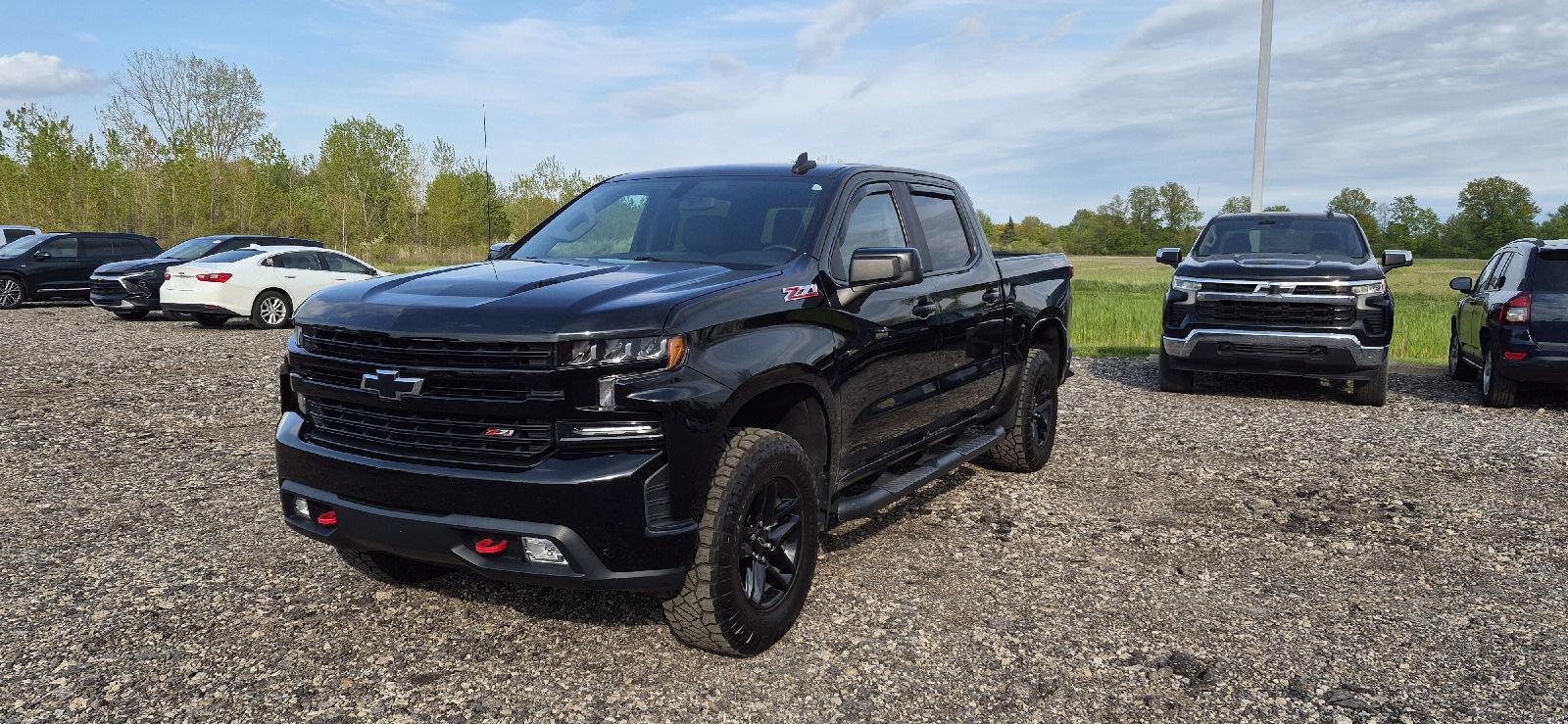 Black 2020 Chevrolet Silverado 1500 LT Trail Boss Crew Cab 4WD Pickup Truck Four-Wheel Drive Automatic