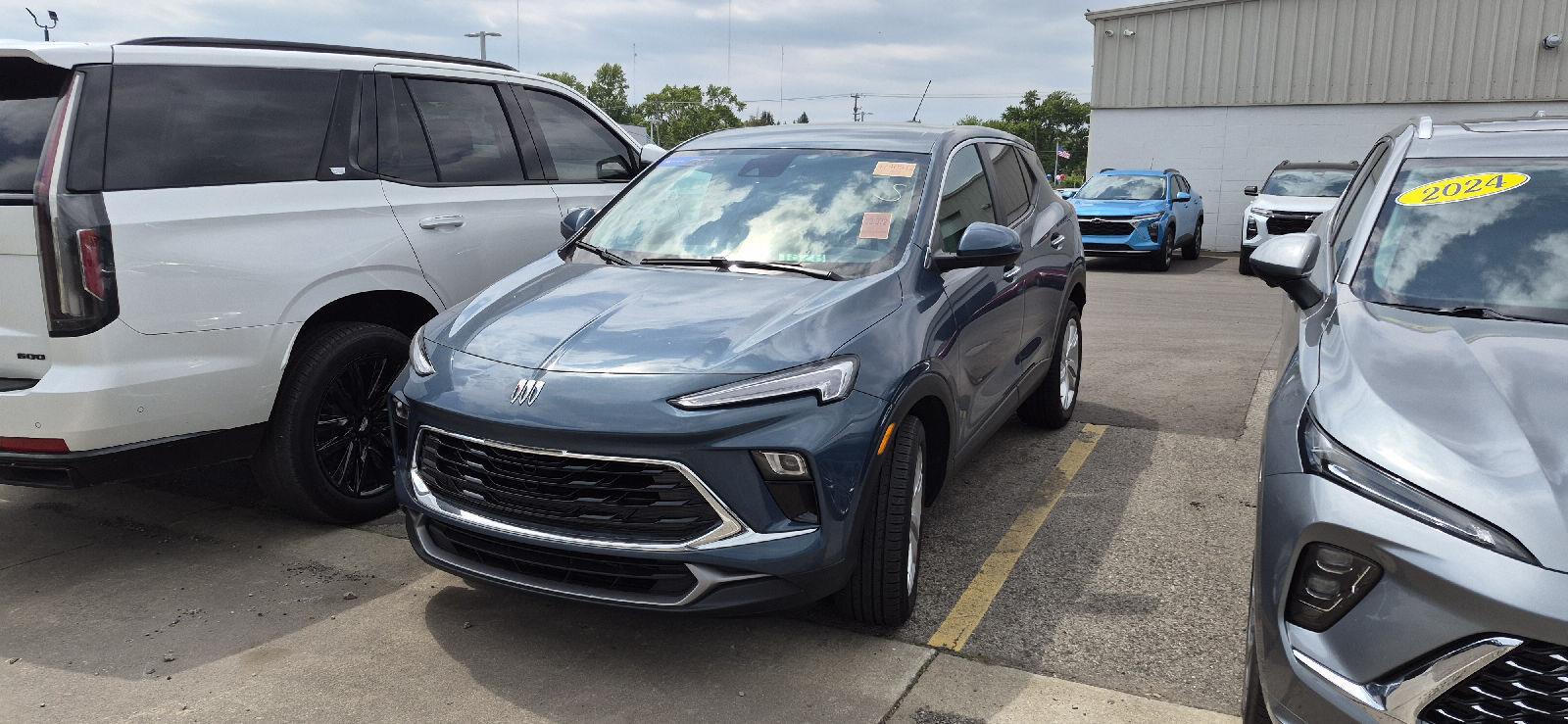 Ocean Blue Metallic 2024 Buick Encore GX SUV / Crossover Front-Wheel Drive Continuously Variable Transmission