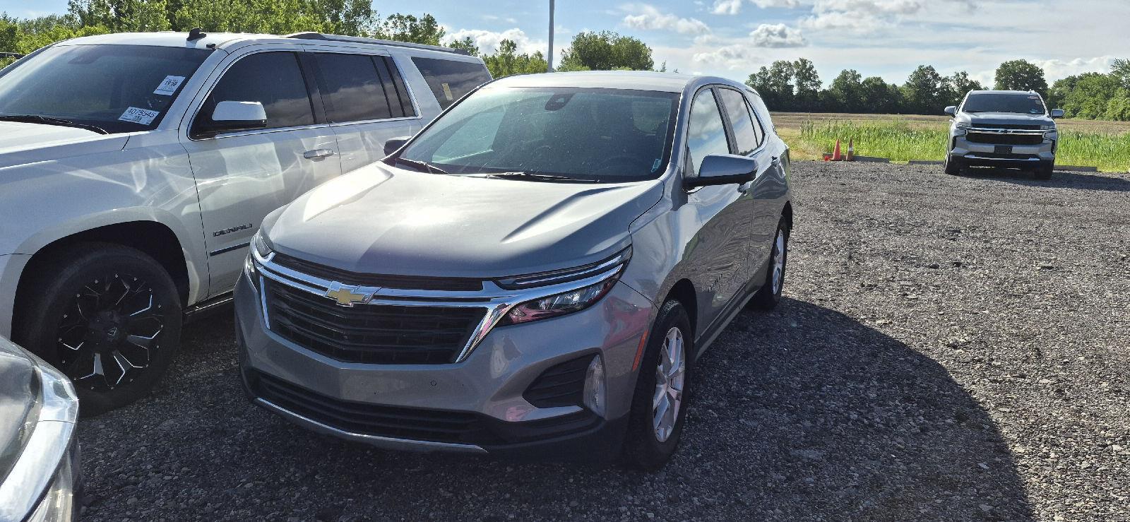  2024 Chevrolet Equinox LT FWD with 1LT   