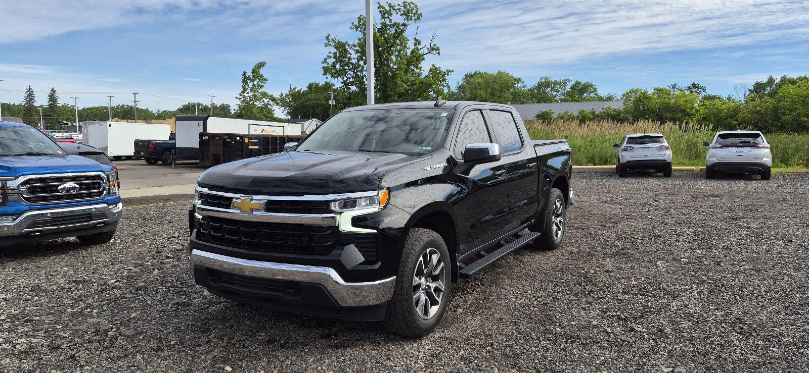 Black 2023 Chevrolet Silverado 1500 Pickup Truck Four-Wheel Drive 8-Speed Automatic