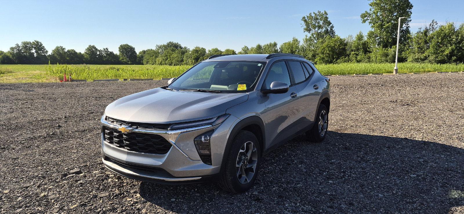 Sterling Gray Metallic 2025 Chevrolet Trax SUV / Crossover Front-Wheel Drive 6-Speed Automatic