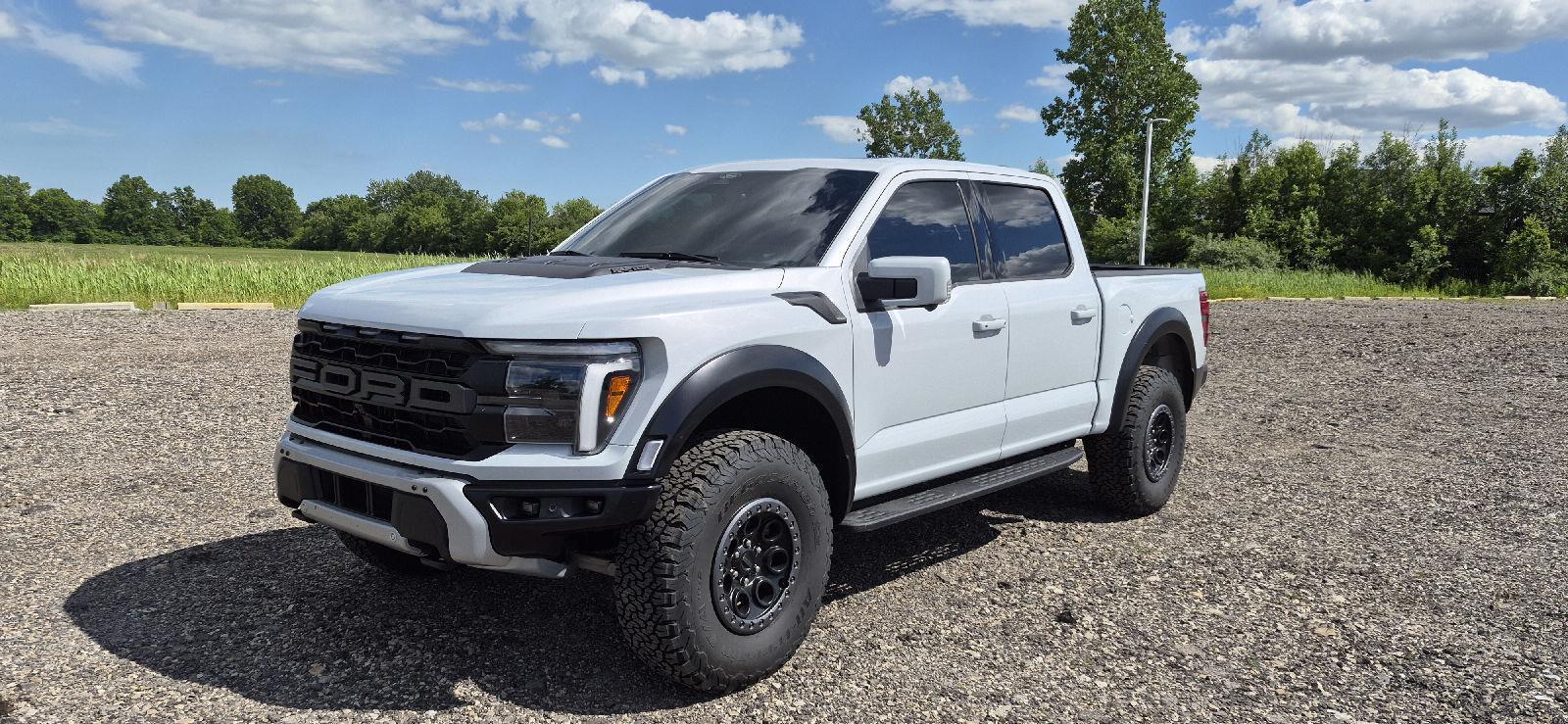 Space White Metallic 2025 Ford F-150 Pickup Truck Four-Wheel Drive Automatic