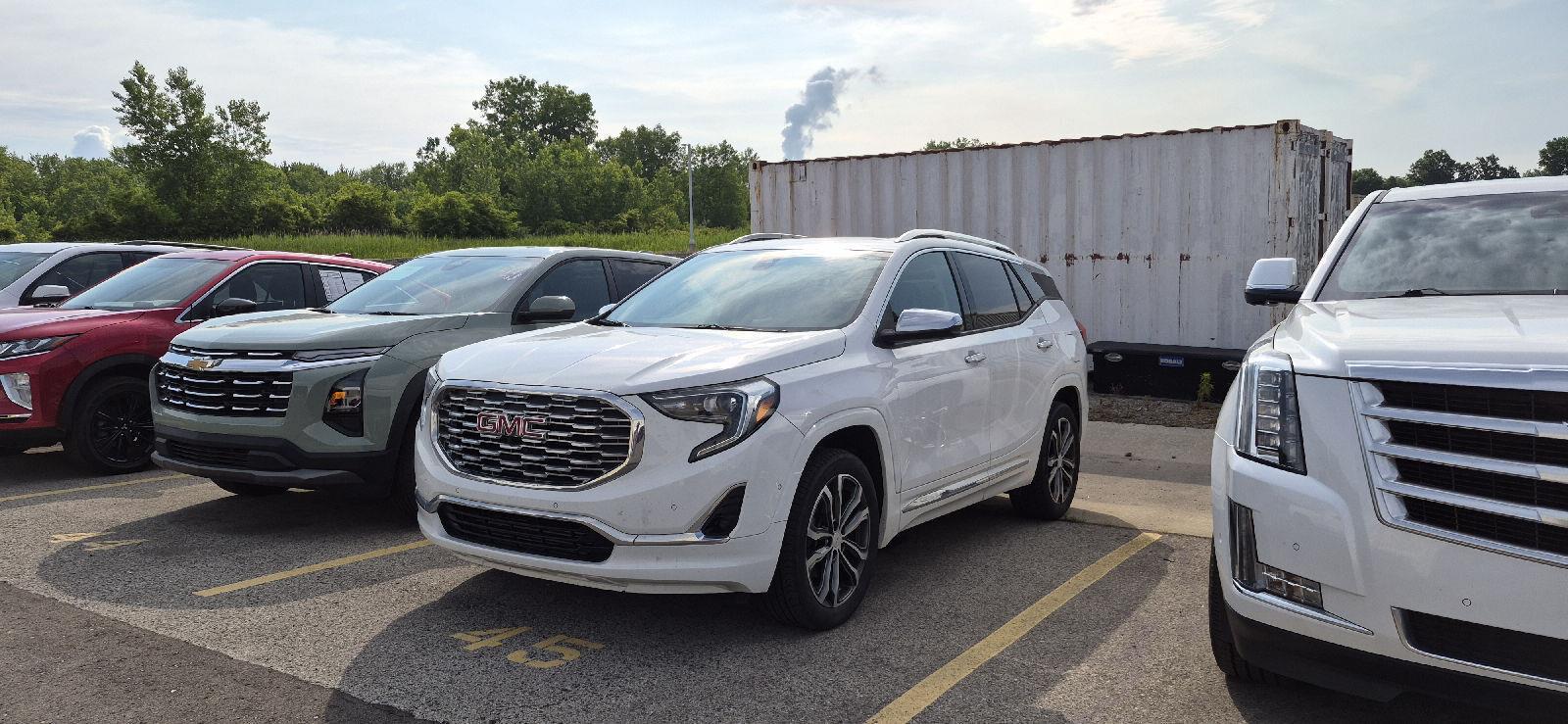 2018 GMC Terrain Blanco (Summit White) SUV/Crossover Todo terreno 9 velocidades Automática marcha alta