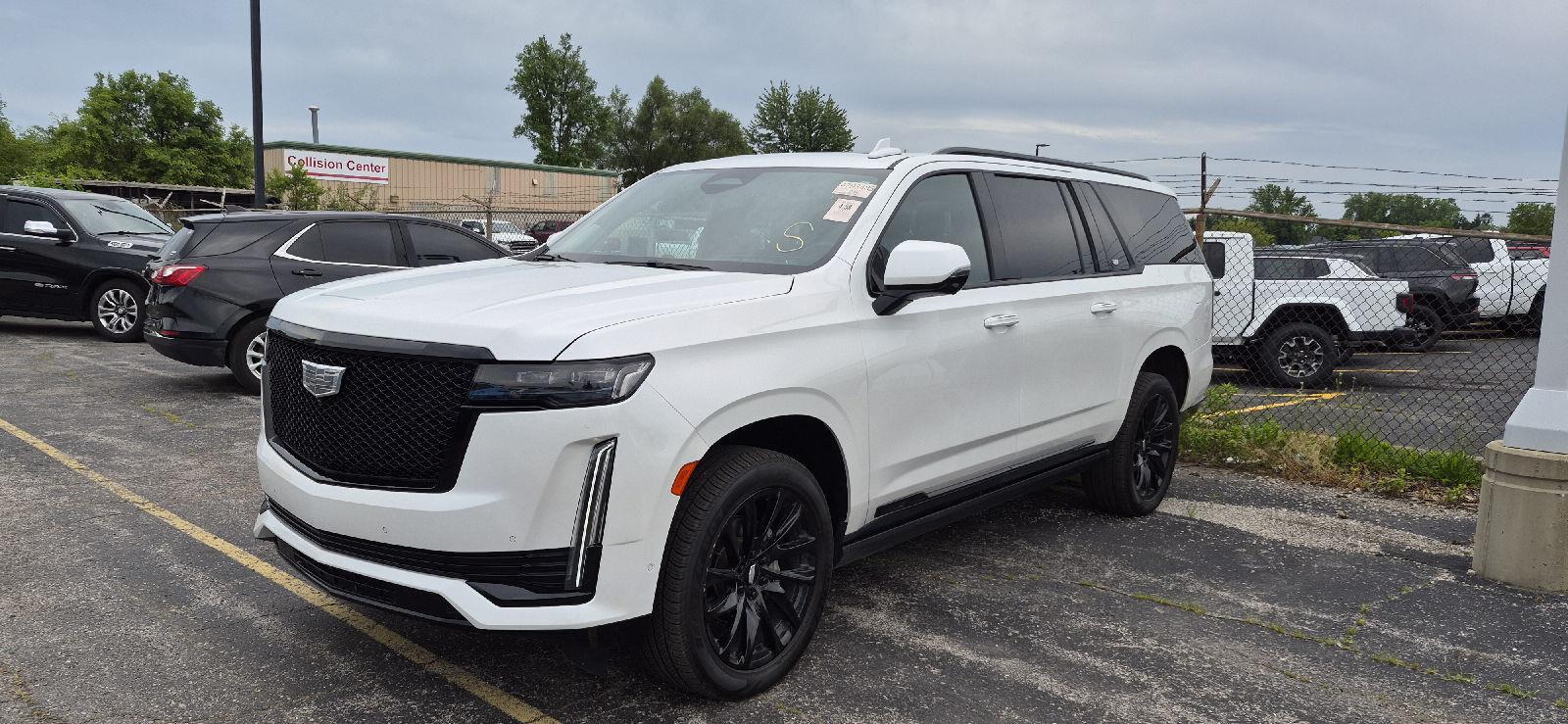 2023 Cadillac Escalade ESV Sport Platinum 4WD