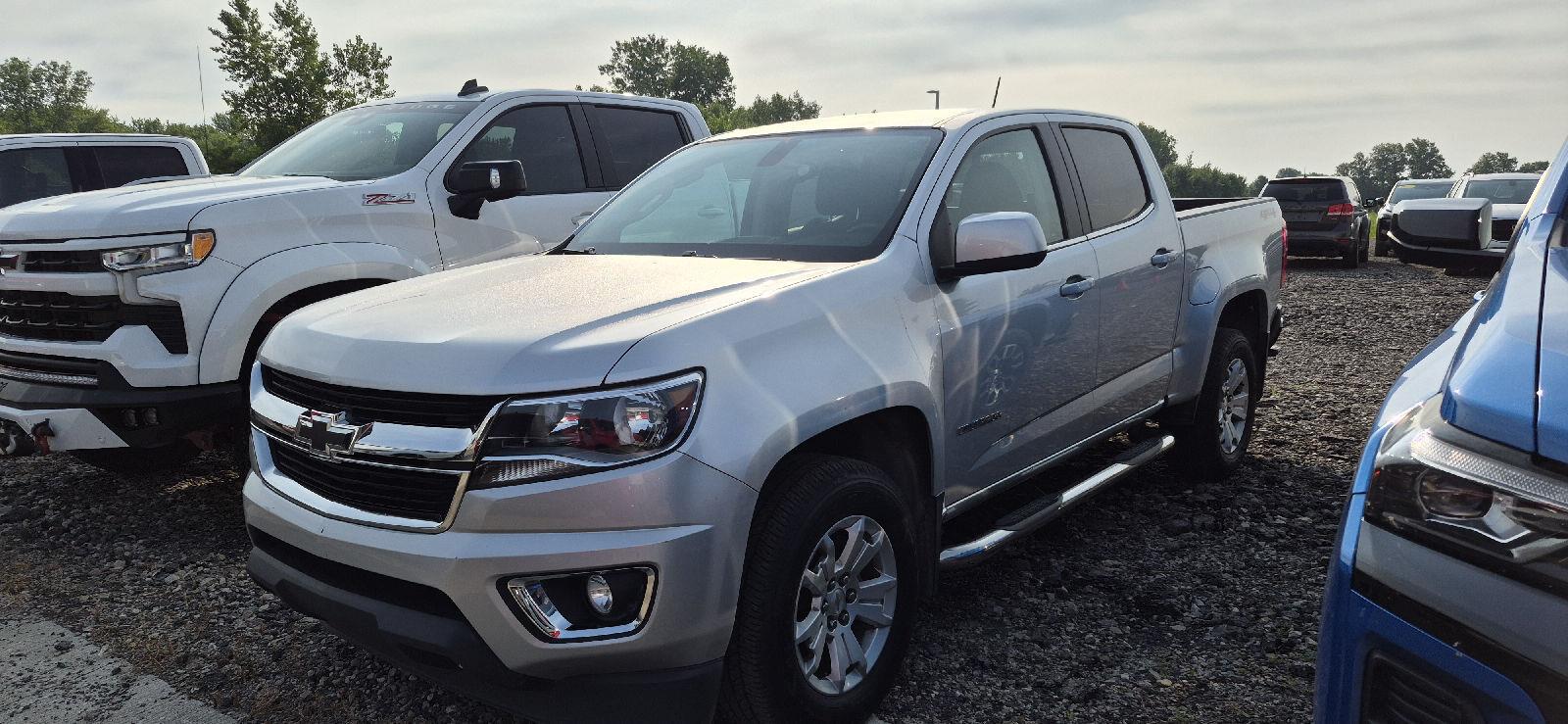 Silver Ice Metallic 2016 Chevrolet Colorado Pickup Truck Four-Wheel Drive 6-Speed Automatic