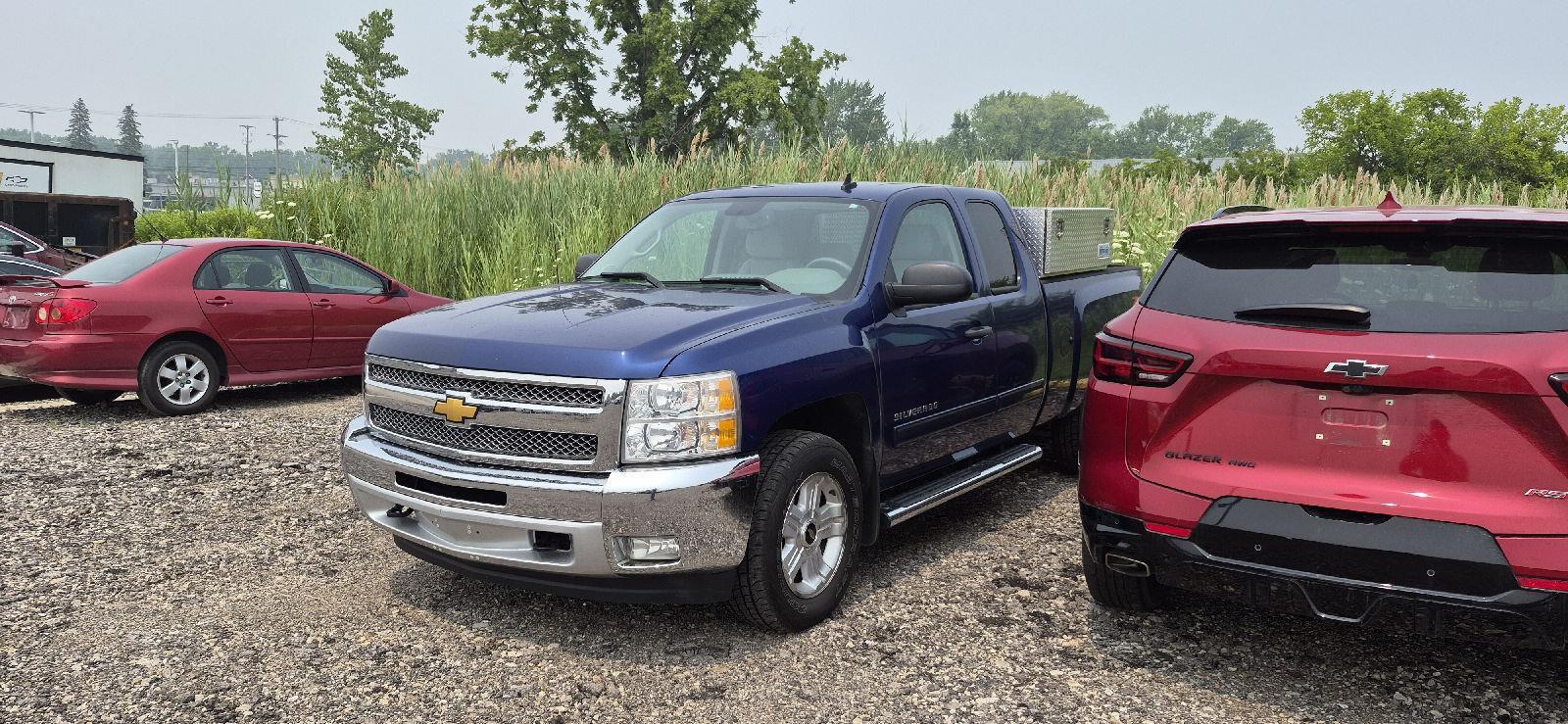 Blue Topaz Metallic 2013 Chevrolet Silverado 1500 Pickup Truck Four-Wheel Drive 6-Speed Automatic