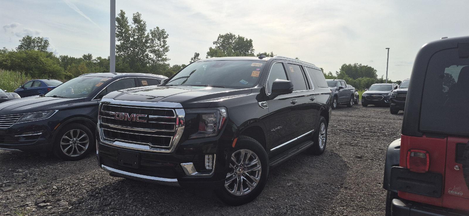 Onyx Black 2024 GMC Yukon XL SUV / Crossover Four-Wheel Drive Automatic