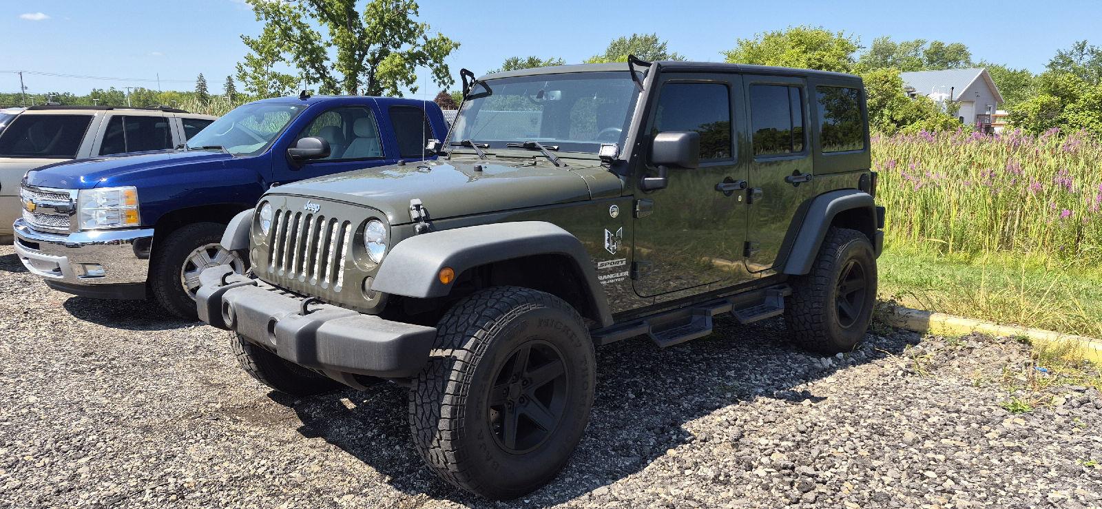 Tank Clearcoat 2015 Jeep Wrangler SUV / Crossover Four-Wheel Drive 6-Speed Manual