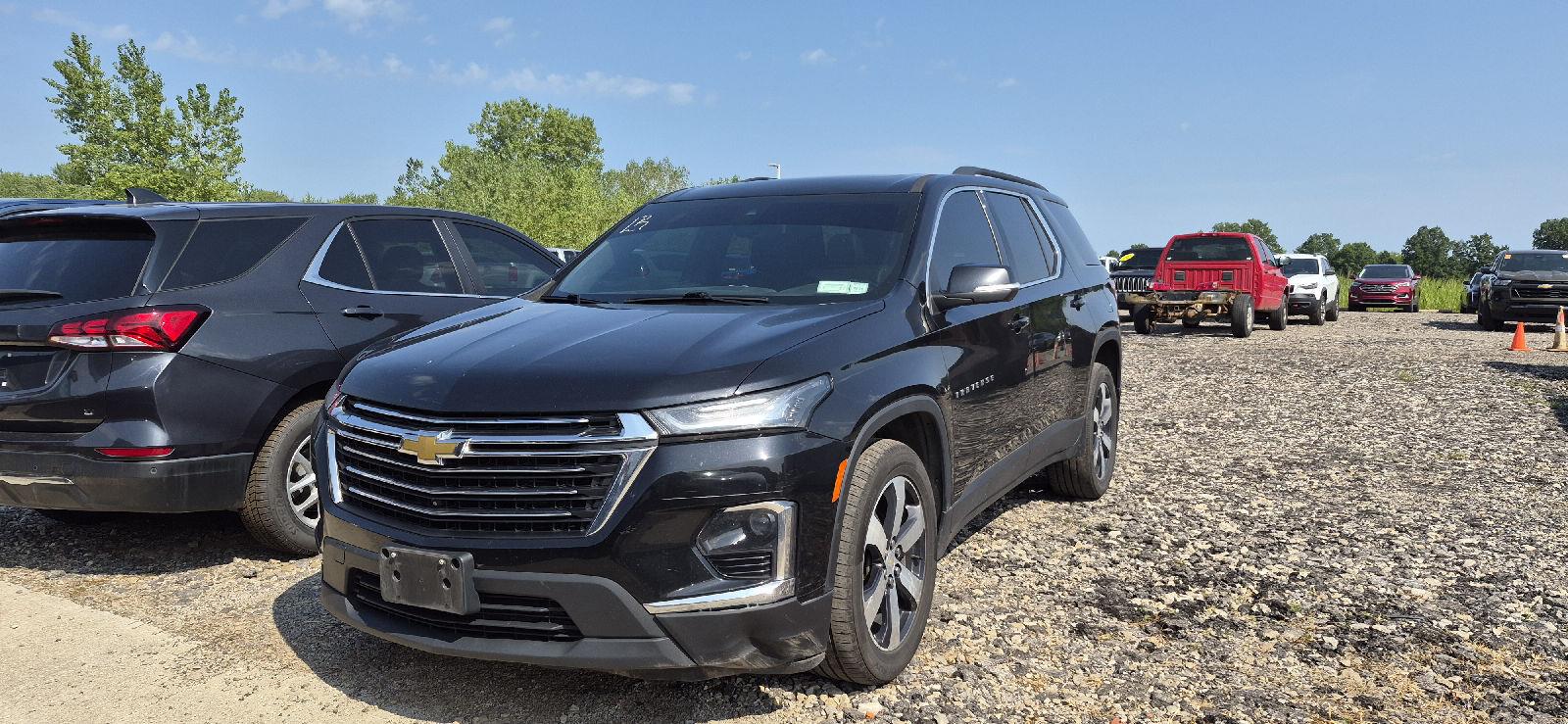Mosaic Black Metallic 2023 Chevrolet Traverse SUV / Crossover Four-Wheel Drive 9-Speed Automatic