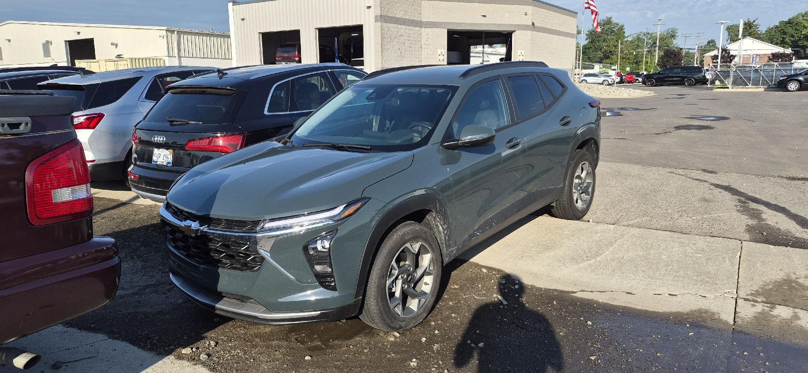  2025 Chevrolet Trax LT FWD   