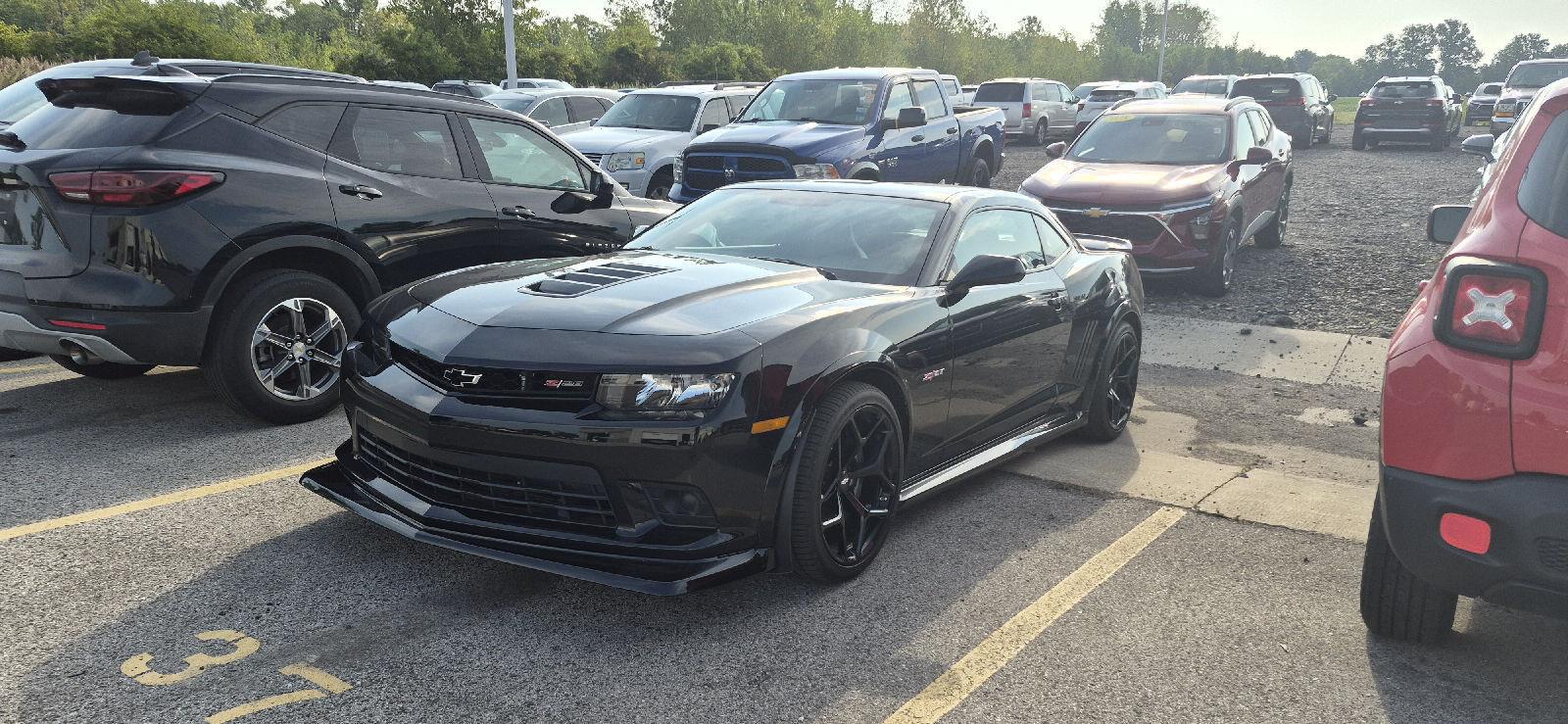 Black 2015 Chevrolet Camaro Coupe Rear-Wheel Drive 6-Speed Manual