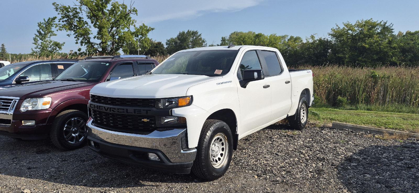Summit White 2020 Chevrolet Silverado 1500 Pickup Truck Four-Wheel Drive 6-Speed Automatic