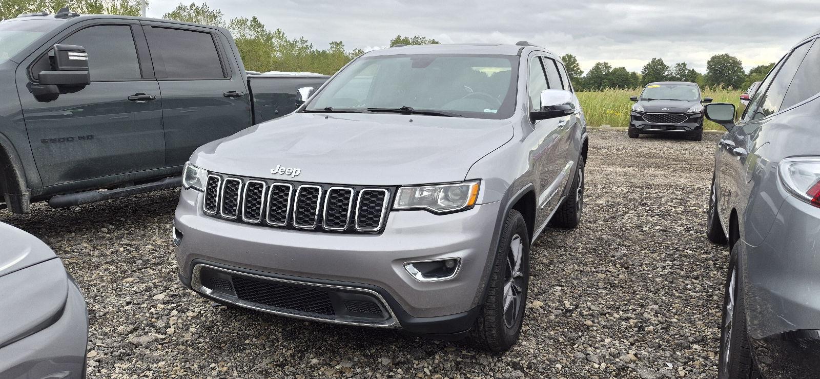 Billet Silver Metallic Clearcoat 2017 Jeep Grand Cherokee SUV / Crossover Four-Wheel Drive 8-Speed Automatic