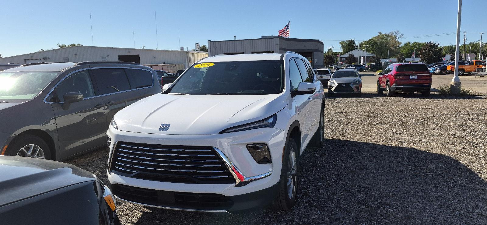  2026 Buick Enclave Preferred FWD   