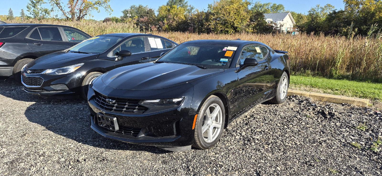 Black 2024 Chevrolet Camaro Coupe Rear-Wheel Drive 6-Speed Manual
