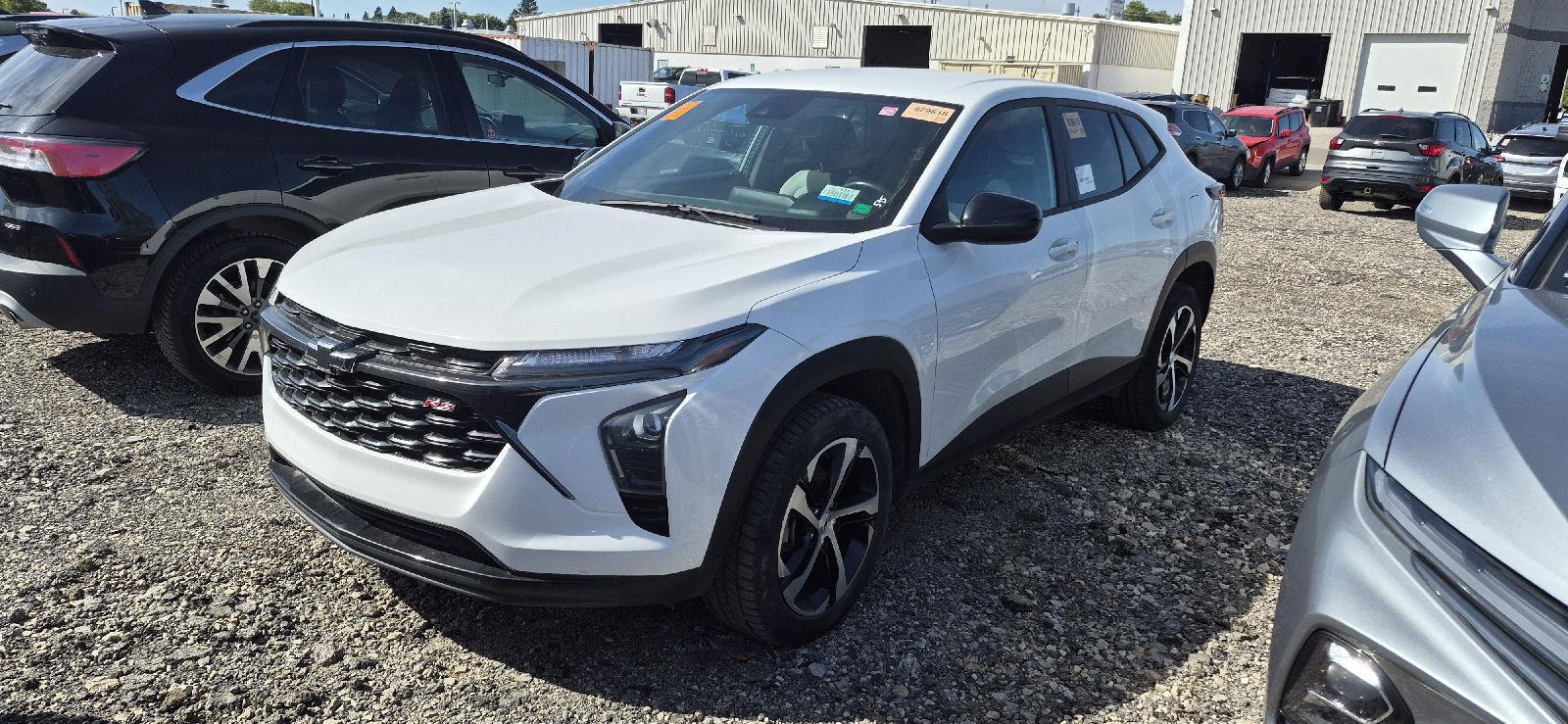 2024 Chevrolet Trax RS with 1RS FWD