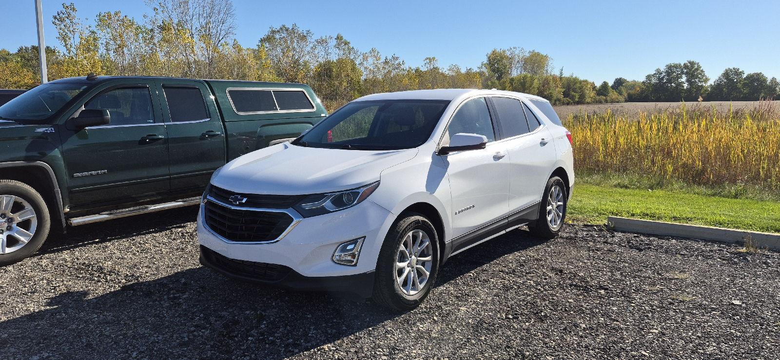 Summit White 2019 Chevrolet Equinox SUV / Crossover Front-Wheel Drive 6-Speed Automatic Overdrive