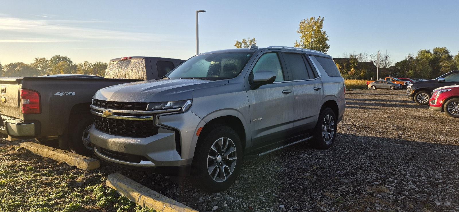 Sterling Gray Metallic 2023 Chevrolet Tahoe SUV / Crossover Four-Wheel Drive Automatic