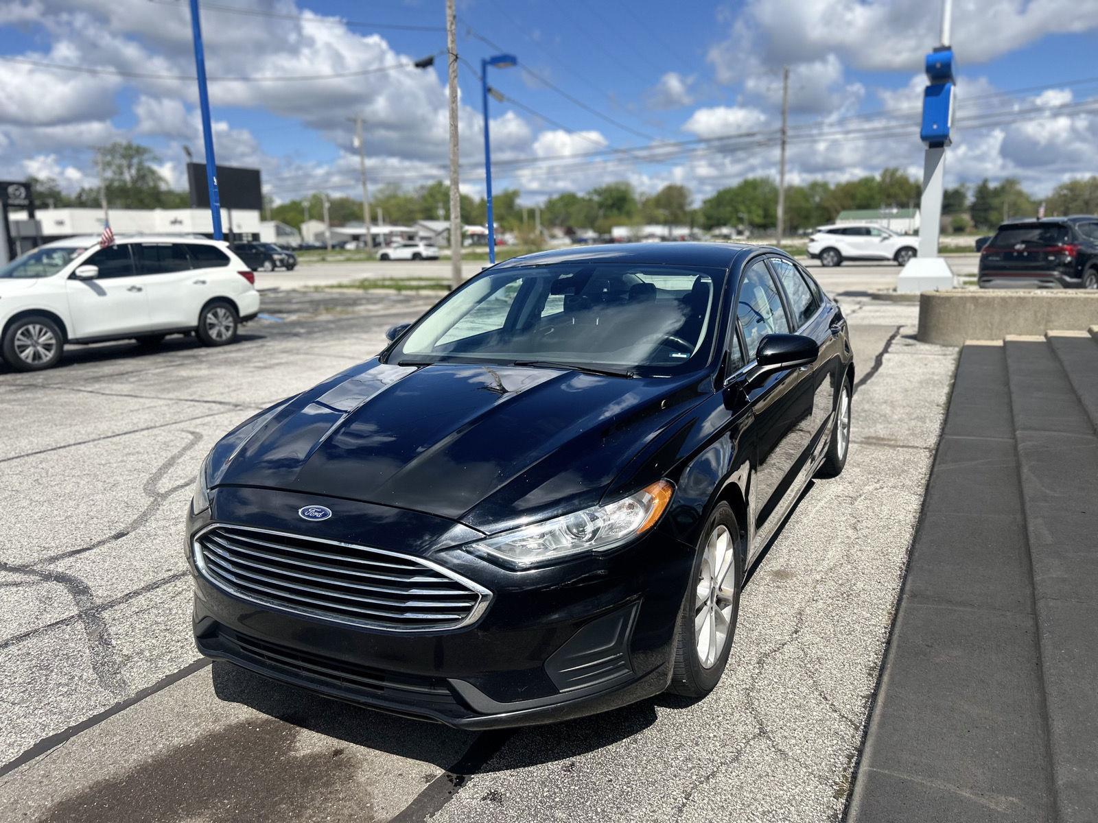 2020 Ford Fusion SE FWD
