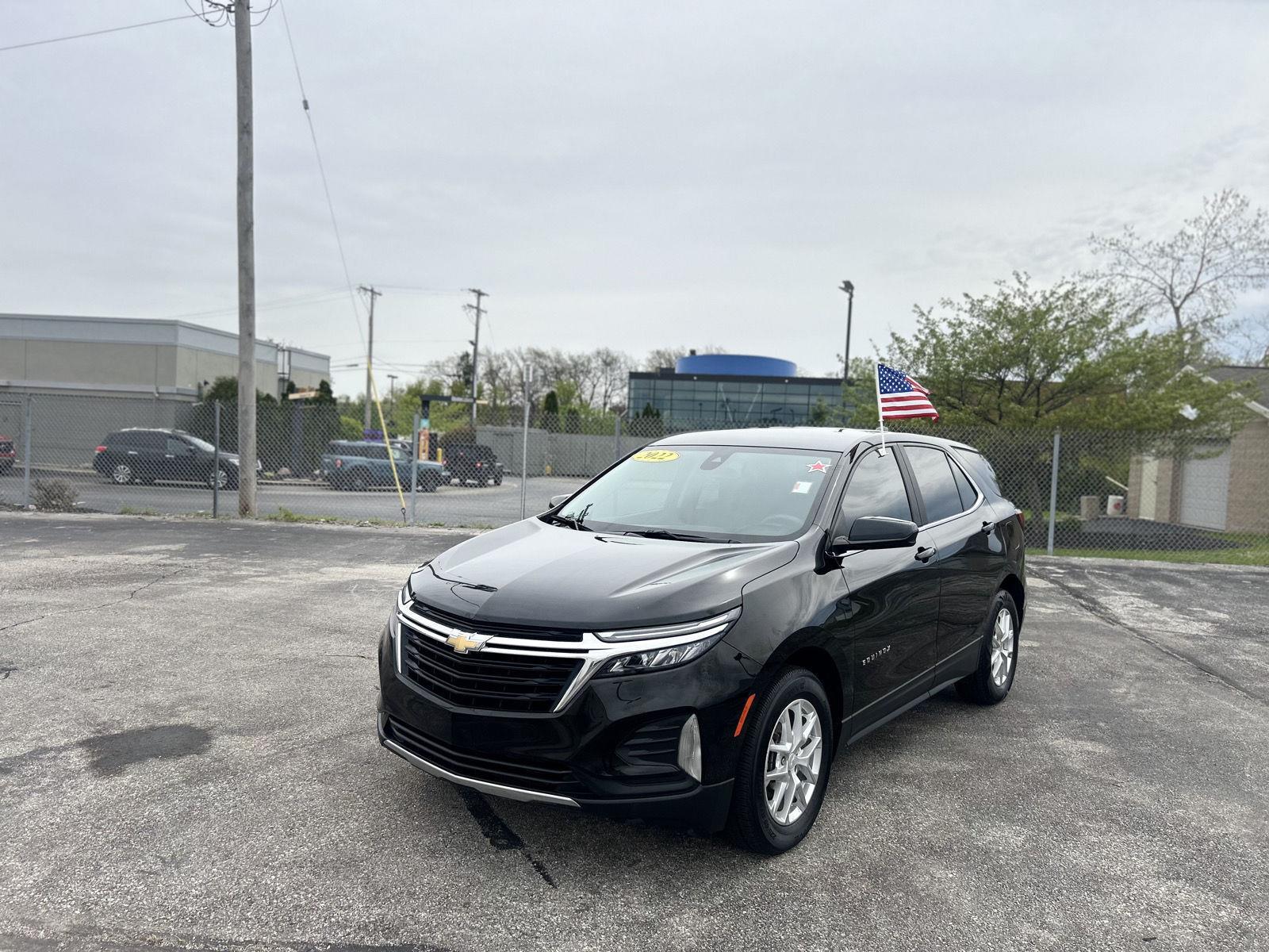 2022 Chevrolet Equinox LT FWD with 1LT