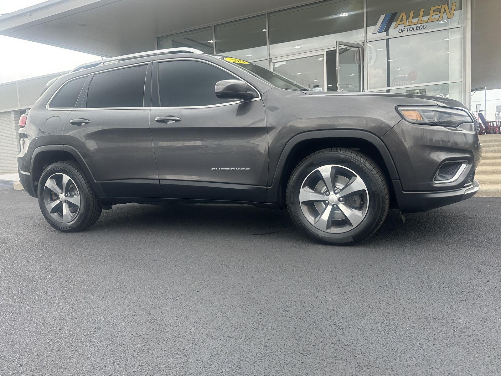 2019 Jeep Cherokee Limited 4WD