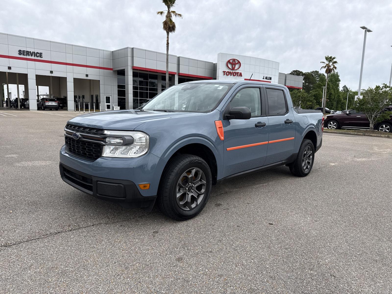 Blue (Azure Gray Metallic Tri-Coat) 2024 Ford Maverick XLT SuperCrew FWD Pickup Truck Front-Wheel Drive 1-Speed Dual Clutch