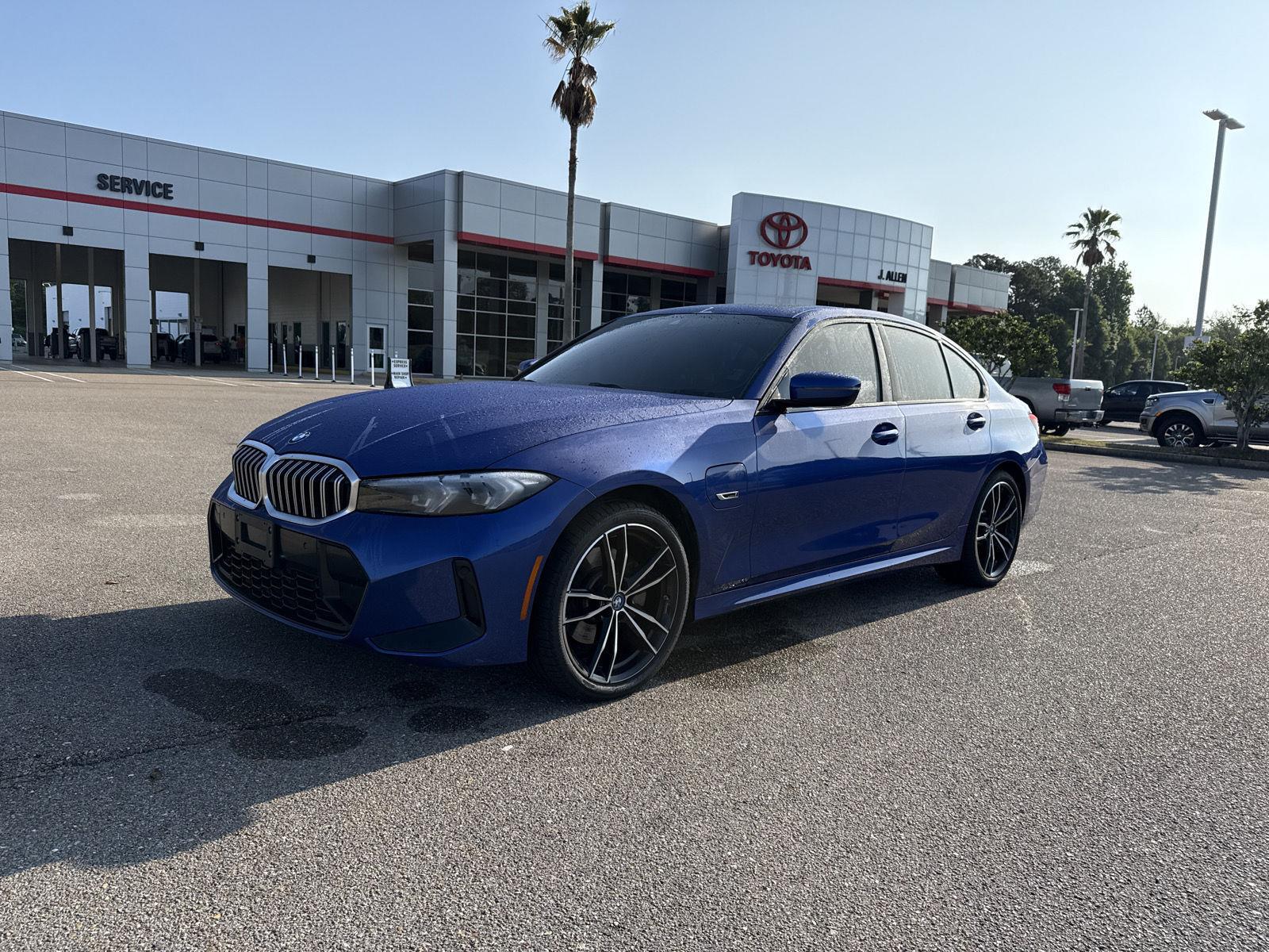 2023 BMW 3 Series 330e Hybrid Plug-in RWD