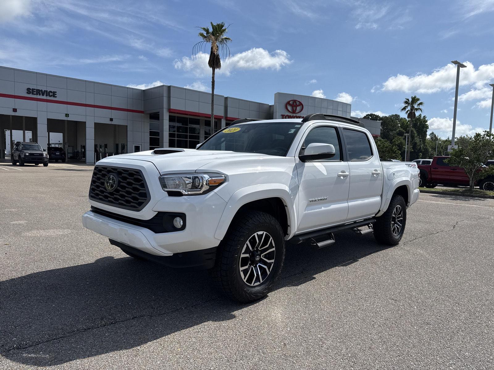Super White 2021 Toyota Tacoma Pickup Truck Four-Wheel Drive 6-Speed Automatic
