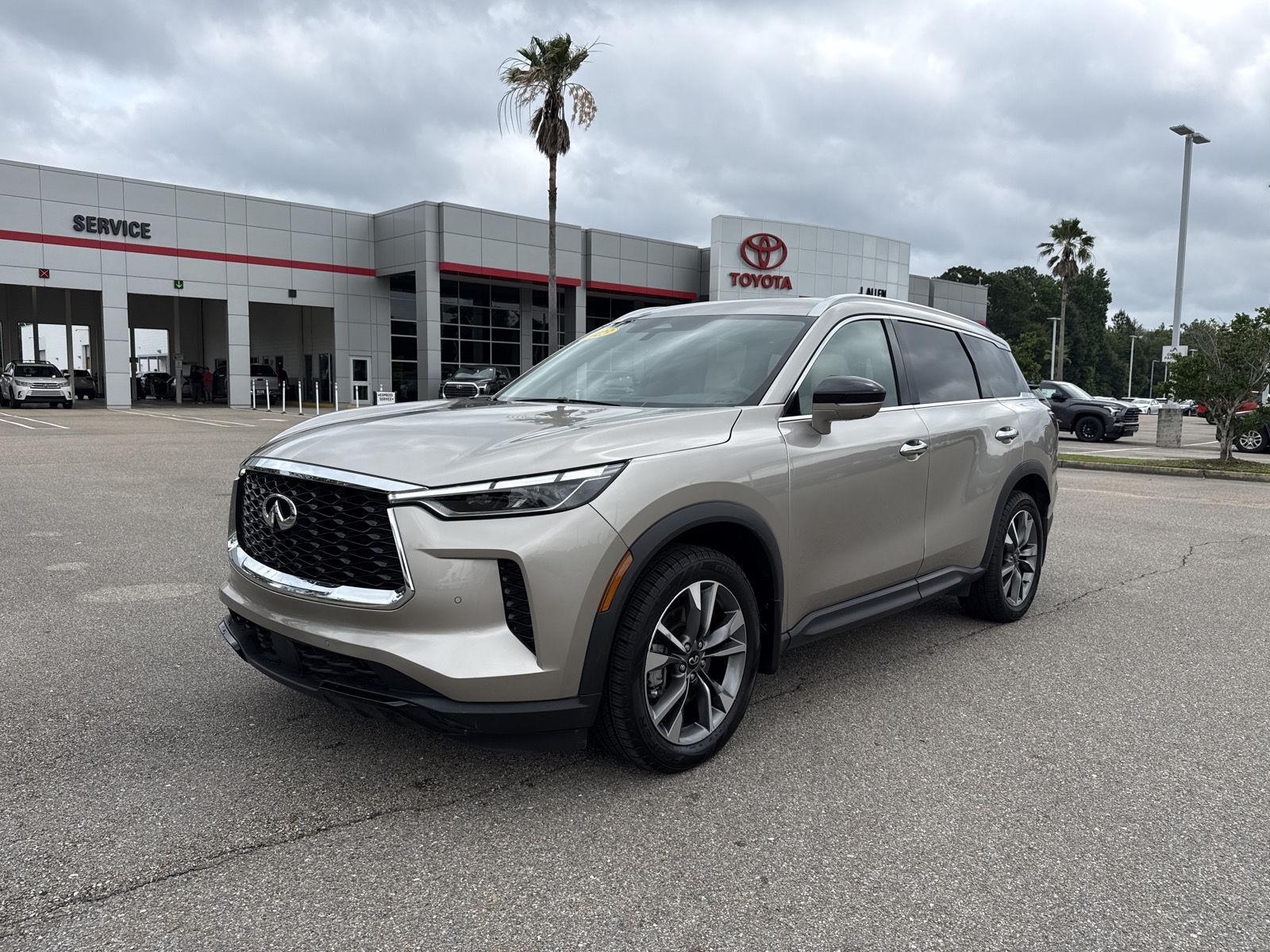 2023 INFINITI QX60 Luxe AWD