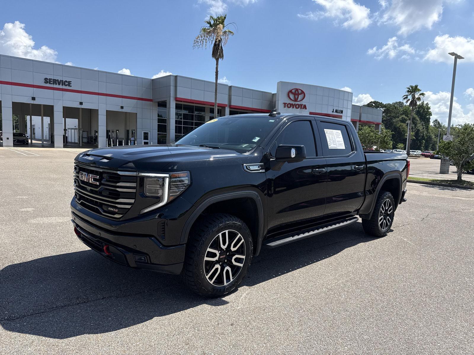 Onyx Black 2025 GMC Sierra 1500 AT4 Crew Cab 4WD Pickup Truck Four-Wheel Drive Automatic