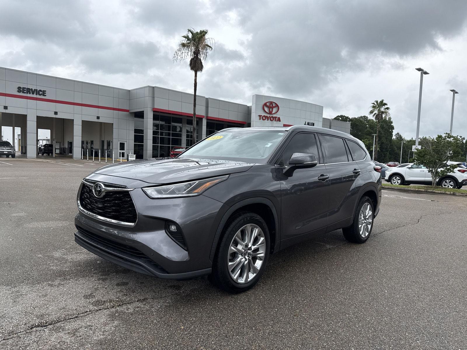 2022 Toyota Highlander Limited FWD