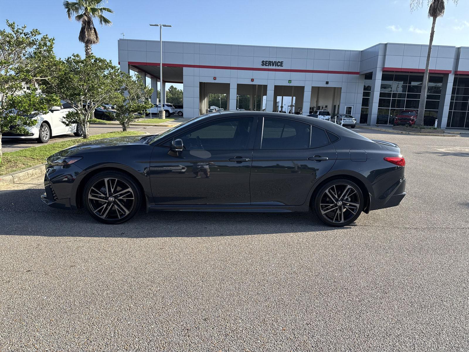 View vehicle photo 2