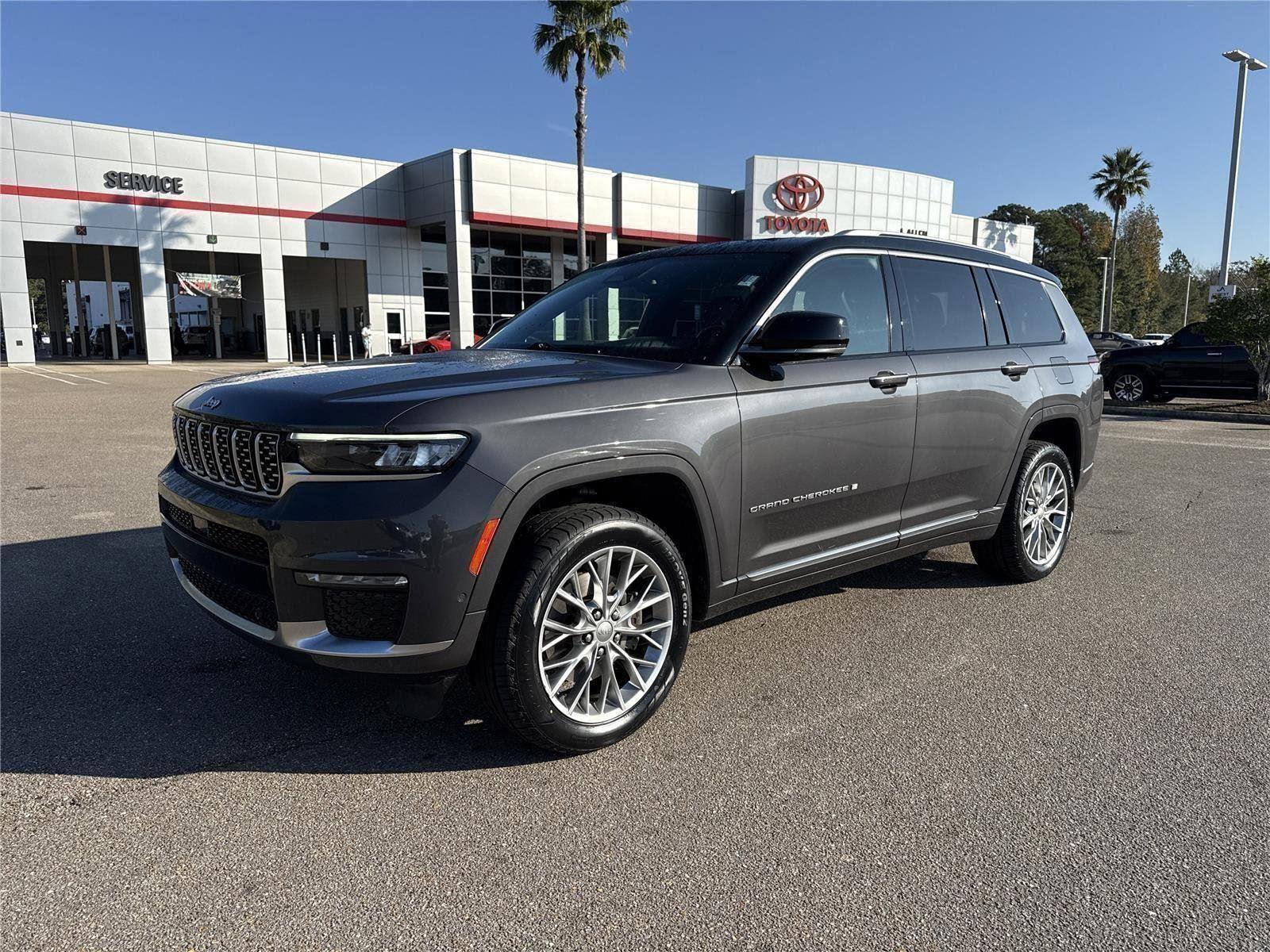 2023 Jeep Grand Cherokee L Summit RWD