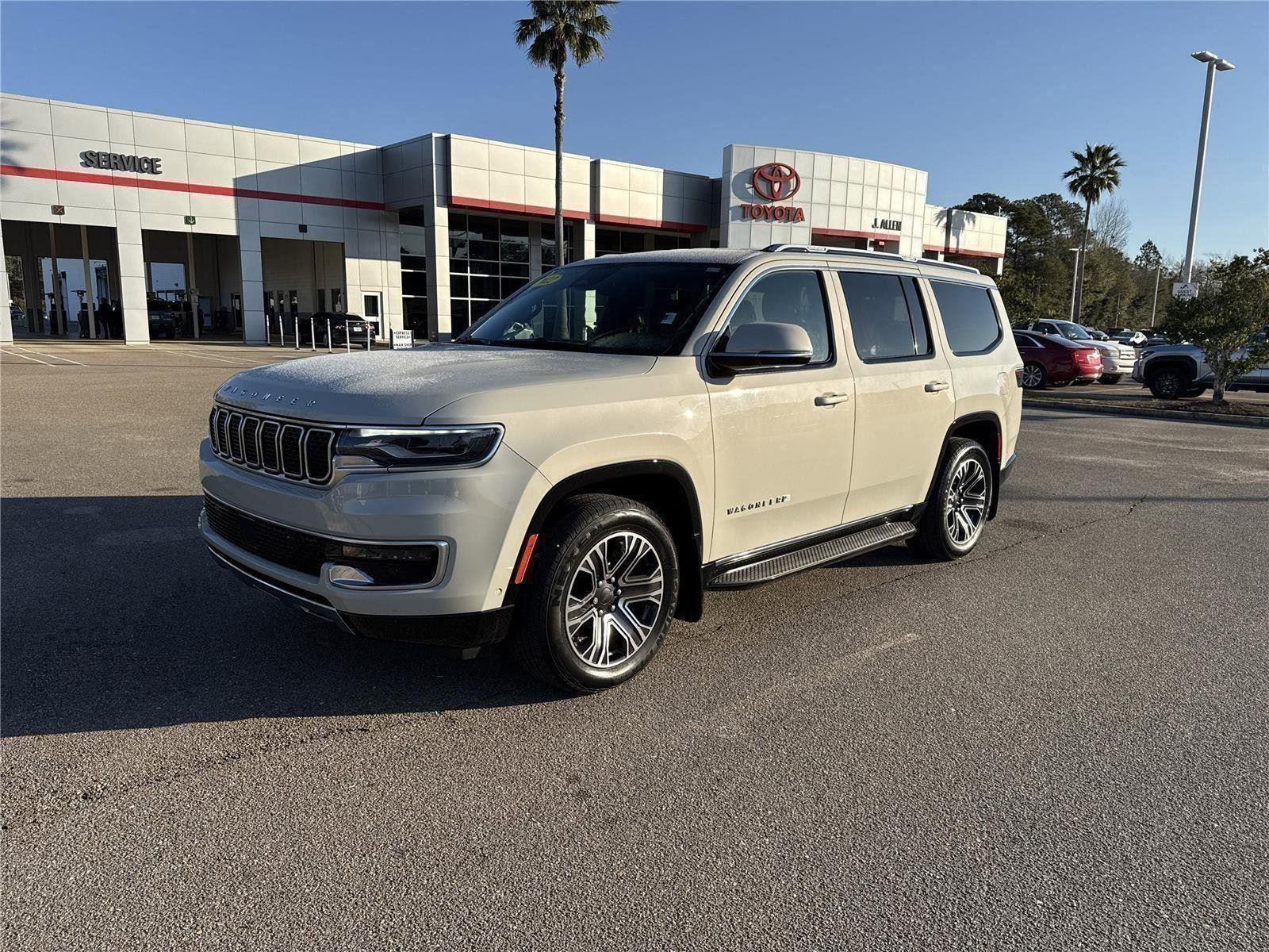 2022 Jeep Wagoneer Series III 4WD
