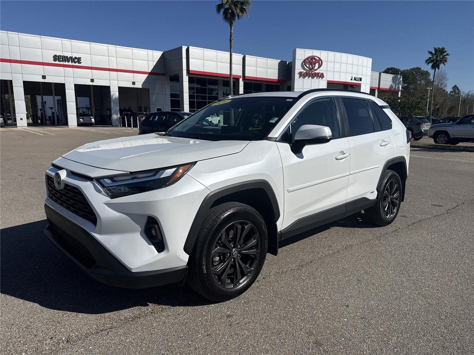 2024 Toyota RAV4 Hybrid XLE Premium AWD