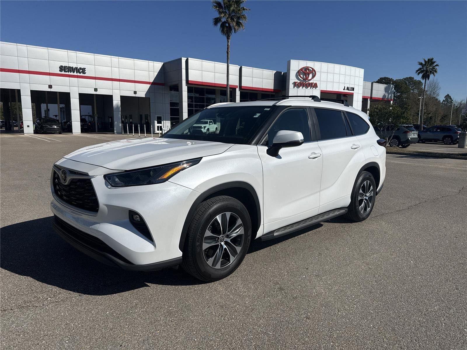 2025 Toyota Highlander XLE FWD